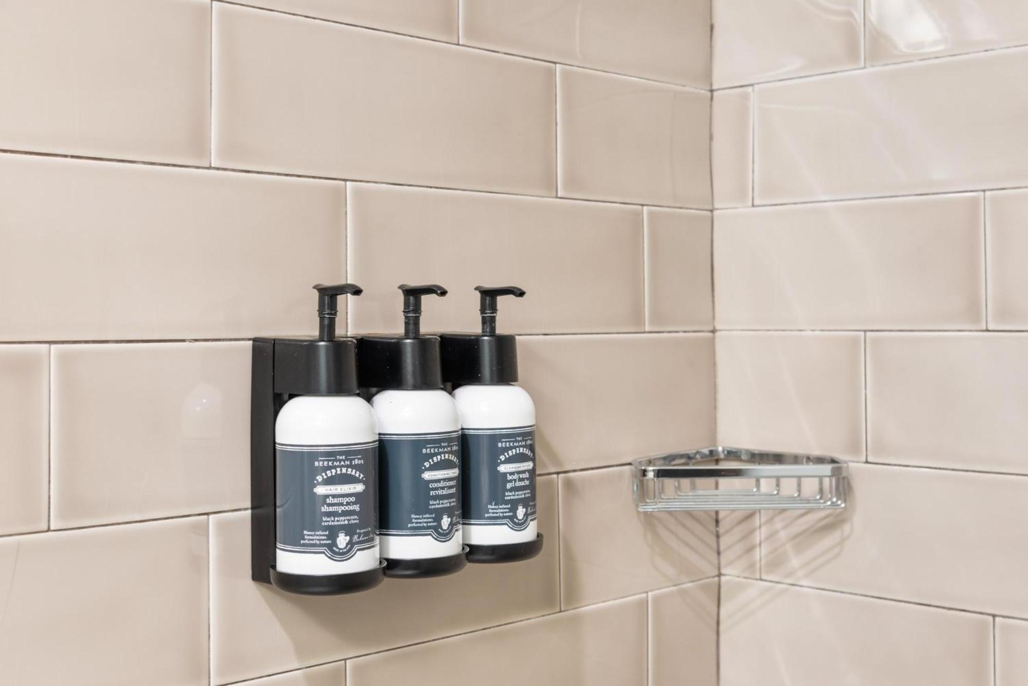 מיאמי ביץ' Luxuri Suites מראה חיצוני תמונה