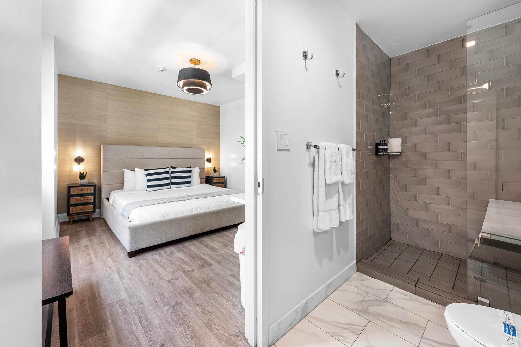 מיאמי ביץ' Luxuri Suites מראה חיצוני תמונה