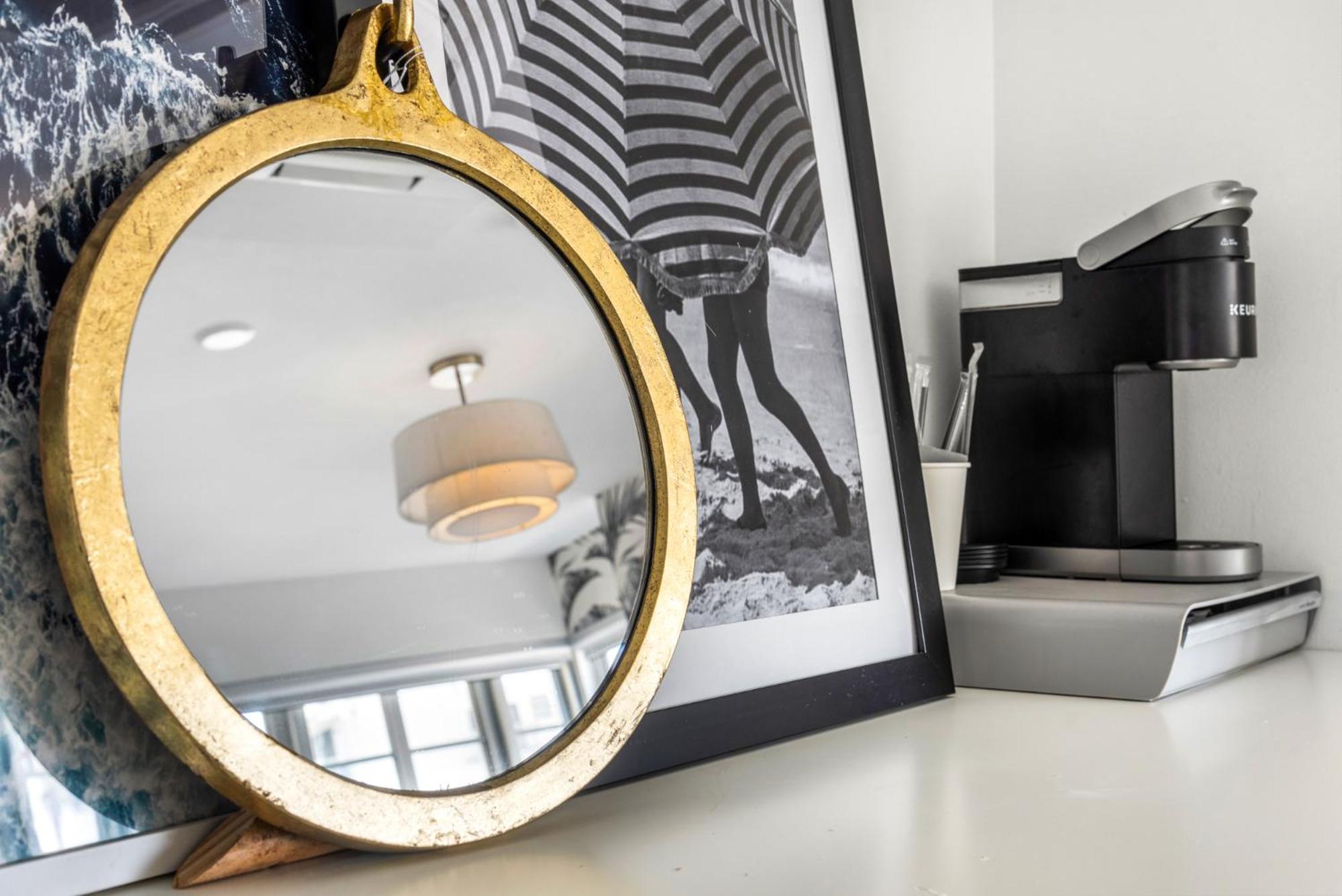 מיאמי ביץ' Luxuri Suites מראה חיצוני תמונה