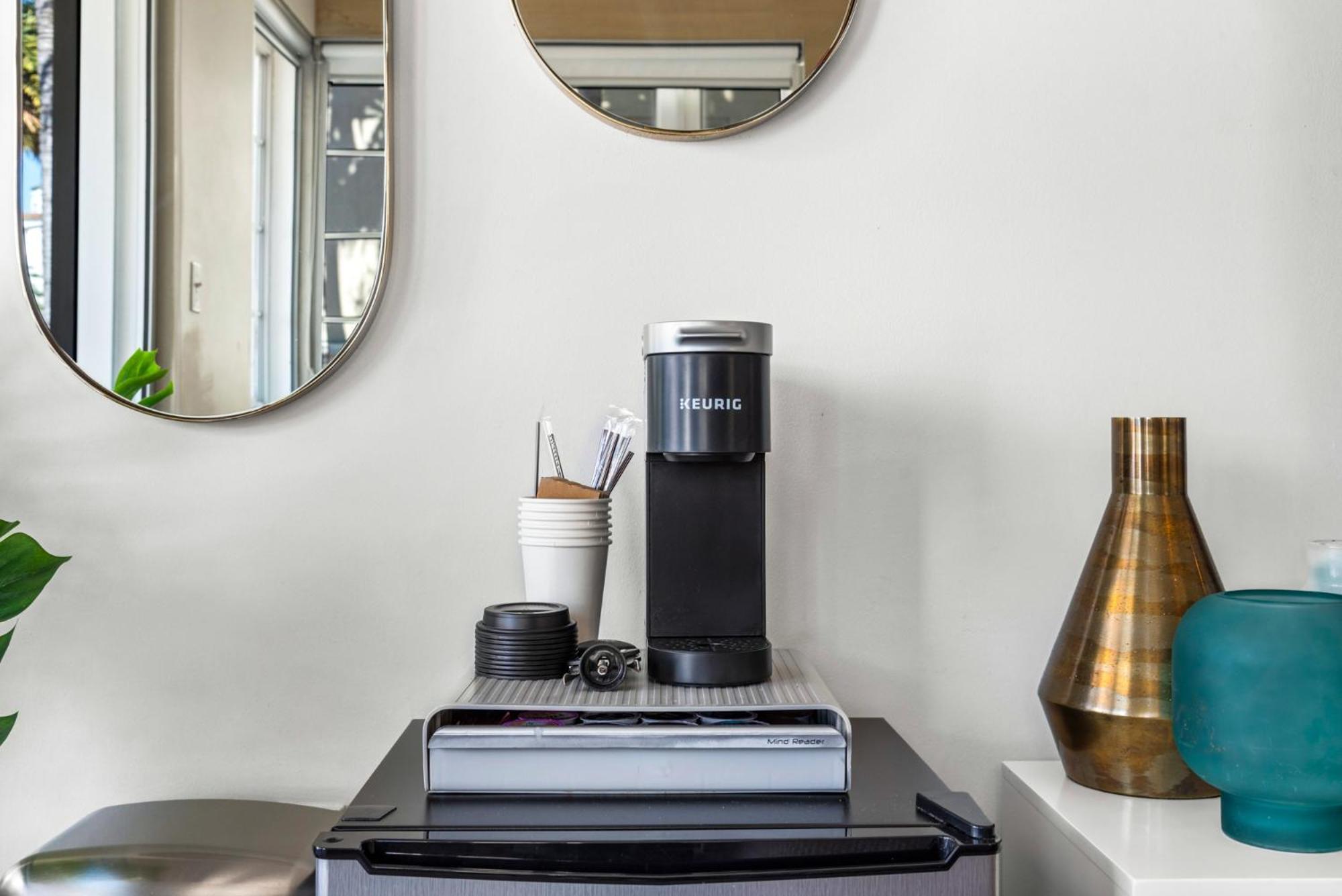 מיאמי ביץ' Luxuri Suites מראה חיצוני תמונה